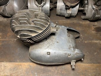 Manet 90 Dvoupíst motory - 6