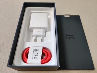 Oneplus 11..  16gb+4gb/256gb..  Čierna metalíza. - 6