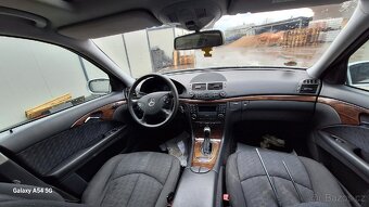 Prodám díly mercedes E rok 2006 - 6