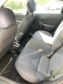 Ford focus - 6