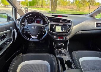 Kia Ceed 1.6 GDI DCT Platinum Edition - 6
