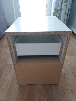 Noční stolek Ikea Kullen - 6