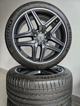 Orig. Mercedes AMG - Letní 255/40/20 - Zánovní - 6