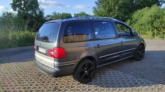 VW Sharan 103kW 2006 pronájem - 6