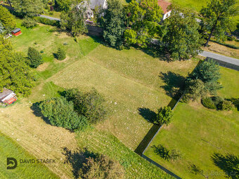 Prodej prostorného stavebního pozemku v Přívratě  1 783 m - 6