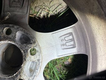 Sada - kola disky gumy 215/70 R16 Tucson zimní - 6