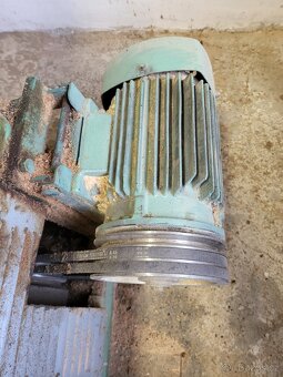 Soustruh TOS SV18 - 6