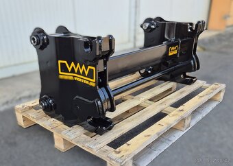 použivane vidly a rychloupinac pre traktorbager JCB - 6