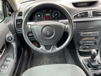 Renault Laguna 2.0i, r.2006, nová stk, klima - 6