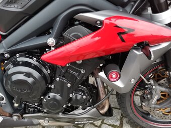 Triumph Street triple - 6