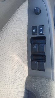 Prodám Nissan Altima - 6