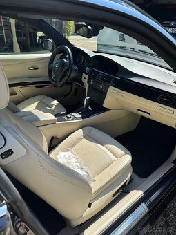 BMW 330i XDRIVE - 6