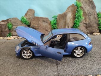 prodám model 1:18 BMW Z3 M coupe - 6