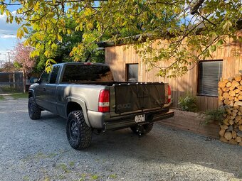 Chevrolet Silverado - 6