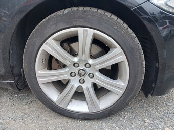 Jaguar XF 2.2 d SPORTBREAK - 6