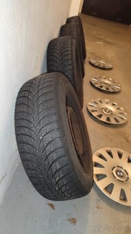 Plecháče BMW 195/65 R15 + origo poklice - 6