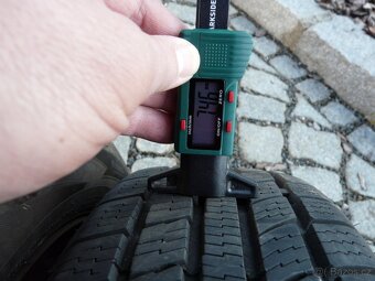 ZIMNÍ PNEU + DISKY FORD 14" 175/65R14 - 6