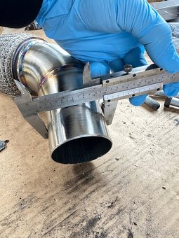 Downpipe pro motor M57 3.0d, BMW X5 E70. - 6