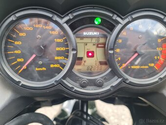 Suzuki DL 1000 v-strom r.v. 2006 - 6
