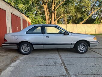 Ford Tempo coupe - 6
