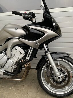 Yamaha FZ6 Fazer - 6