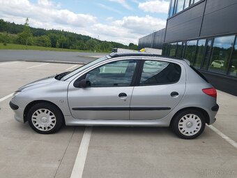 PEUGEOT 206,1.1i, 2001 - 6