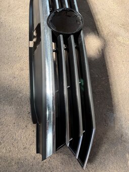 Maska Passat B8 - 6
