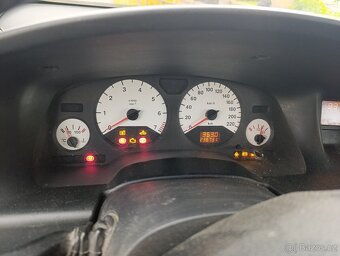 Opel Zafira 1.8 92Kw LPG - jede na tři valce, bez SPZ - 6