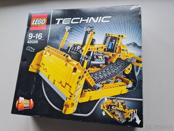 Lego Technic buldozer 42028 - 6