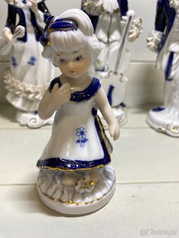 sada rokokových sošek hudebníci - 6