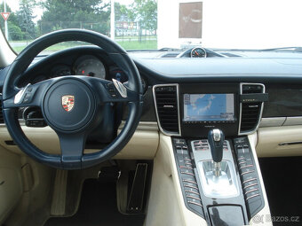 Porsche Panamera 4S V8 - 6