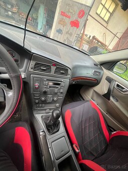 Prodám Volvo V70 D5 - 6