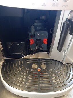 Automatický kávovar Delonghi Magnifica - 6