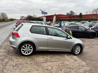 Volkswagen Golf 1.6TDi 77kw 1.Maj DSG Highline Serviska - 6