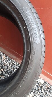 Pneu 215/45 r16 - 6