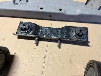 Zadní náprava BMW E10 2002 - 6