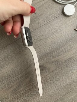 Apple Watch 8 - 6