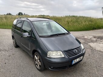 Volkswagen Sharan 2.0 TDi 103 kW - 6