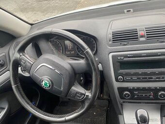 Škoda Octavia combi 2.0 TDI - 6