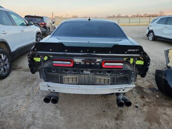 DODGE CHALLENGER SRT 392 6.4 2016 - 6