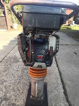 Vibrační pěch BOMAG - 6