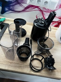 Odšťavňovač Slow Juicer - jako nový - 6