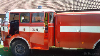 Hasičský vůz Škoda 706 rthp - 6