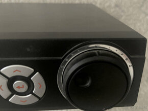 Profi záznamová jednotka NVR Hikvision DS-7308HI-S - 6