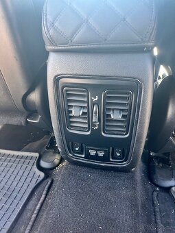 Prodám Jeep Grand Cheeroke 3.0 CRD 6V Turbo 4x4 r.v.2016 - 6