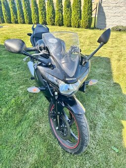 Honda CBR 125R - 6