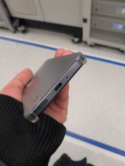 Mobilní telefon - 6
