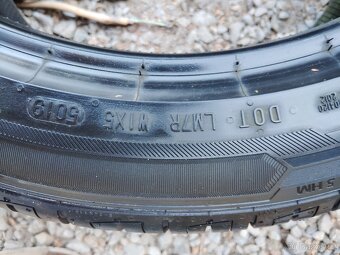 Gumy 225 - 6