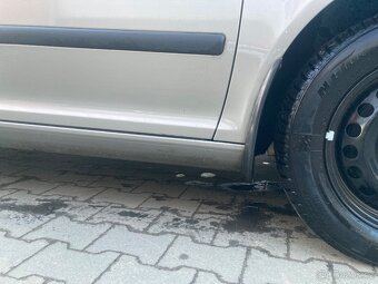 Octavia II tour 1.6 mpi 2011 pouze 115 tis km - 6