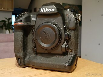 Nikon D5 - 6